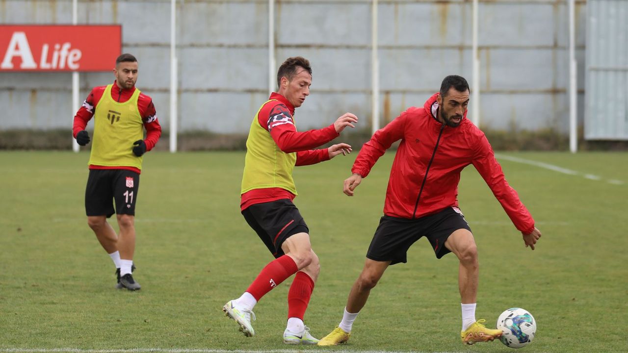 Sivasspor, yarın Ümraniyespor'u konuk edecek