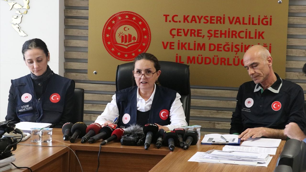 Kayseri'de 467 ağır hasarlı yapı tespit edildi